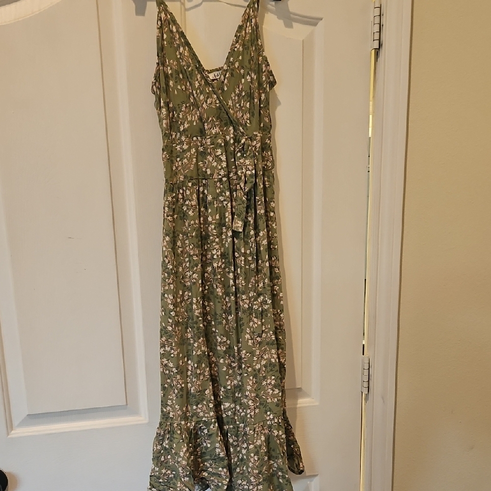 Floral Green Maxi Dress